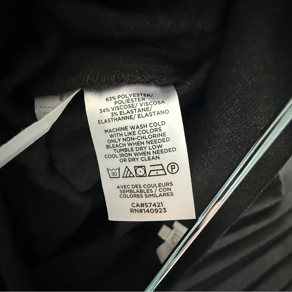 Loft Black Pleated Skirt - Picture 4 of 4